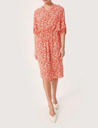 SOAKED IN LUXURY - Zaya Dress l Greanadine Leaf Print